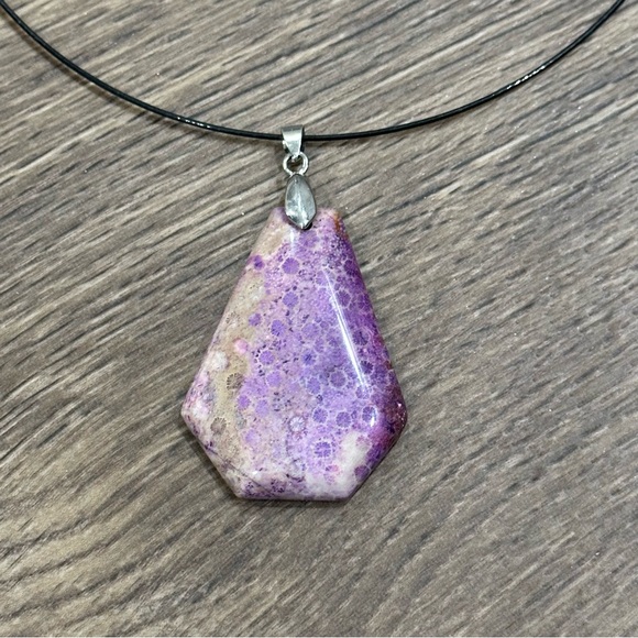 Purple Chrysanthemum Coral Fossil Shield Pendant Necklace – One of a Kind - Picture 2 of 10